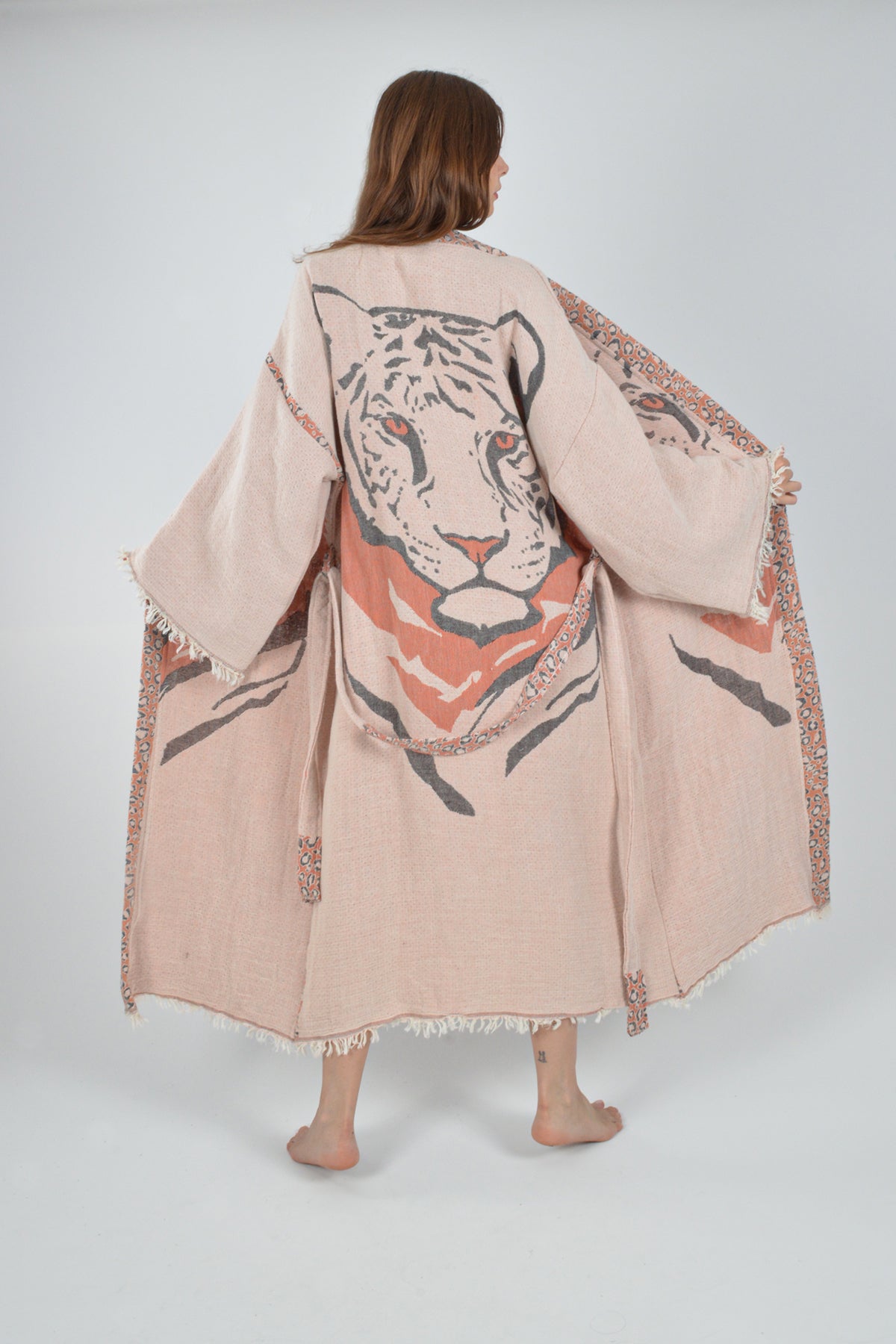Müslin Kaplan Jakardan Desenli Bohem Kimono Kaftan