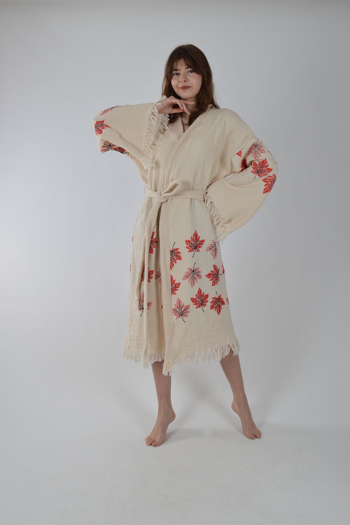 Kırmızı Yaprak Desenli Müslin Kimono